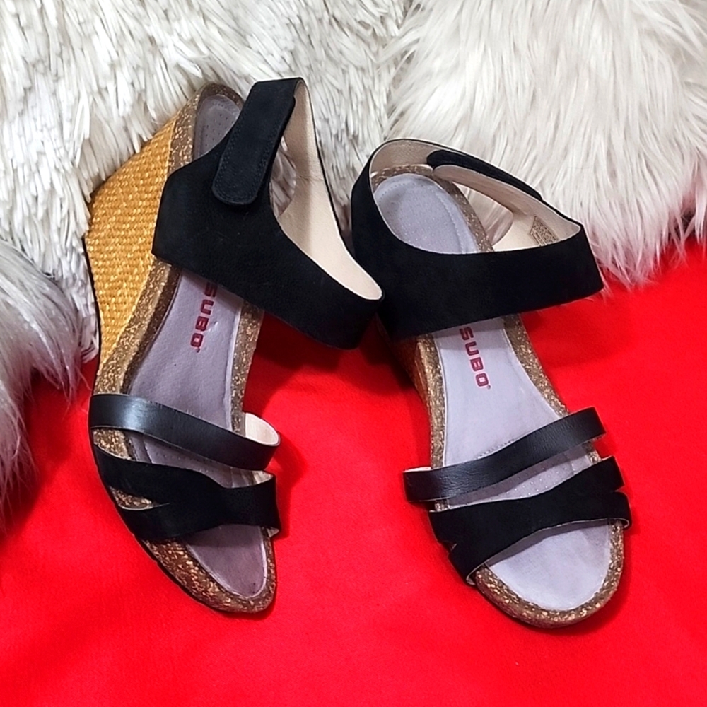 TSUBO SANDALS